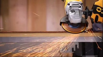 Угловая шлифовальная машина (УШМ) INGCO AG90028 INDUSTRIAL 125 мм 0,9 кВт — фото 10