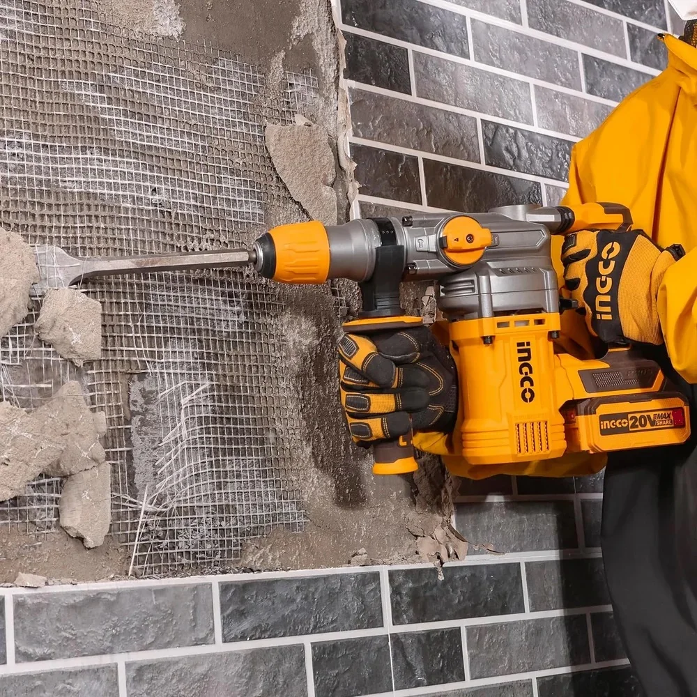 Аккумуляторный бесщеточный перфоратор SDS-Plus INGCO CRHLI202885 INDUSTRIAL 20 В 4,5 Дж 2x5 Ач — фото 6