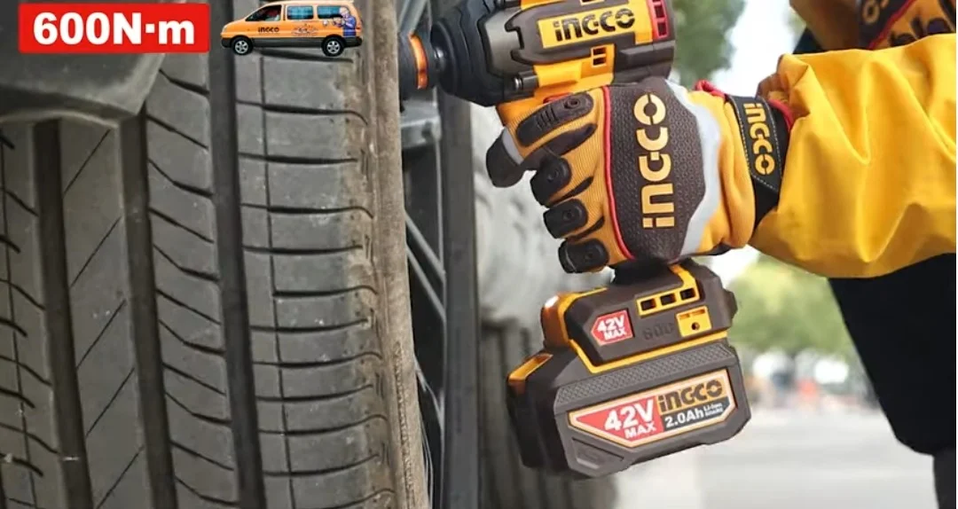Аккумуляторный бесщеточный ударный гайковерт INGCO CIWLI42602 INDUSTRIAL 42 В 1/2
