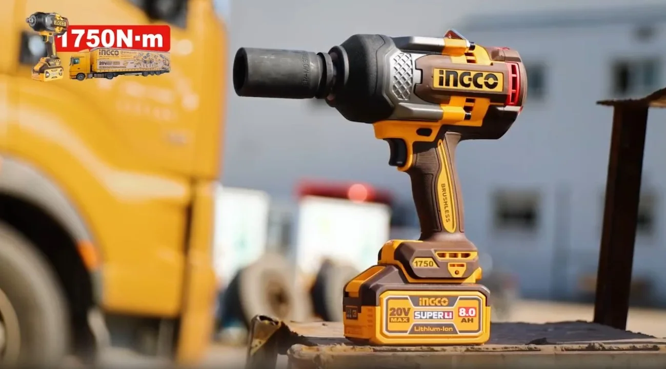 Аккумуляторный бесщеточный ударный гайковерт INGCO CIWLI201751 INDUSTRIAL 20 В 3/4